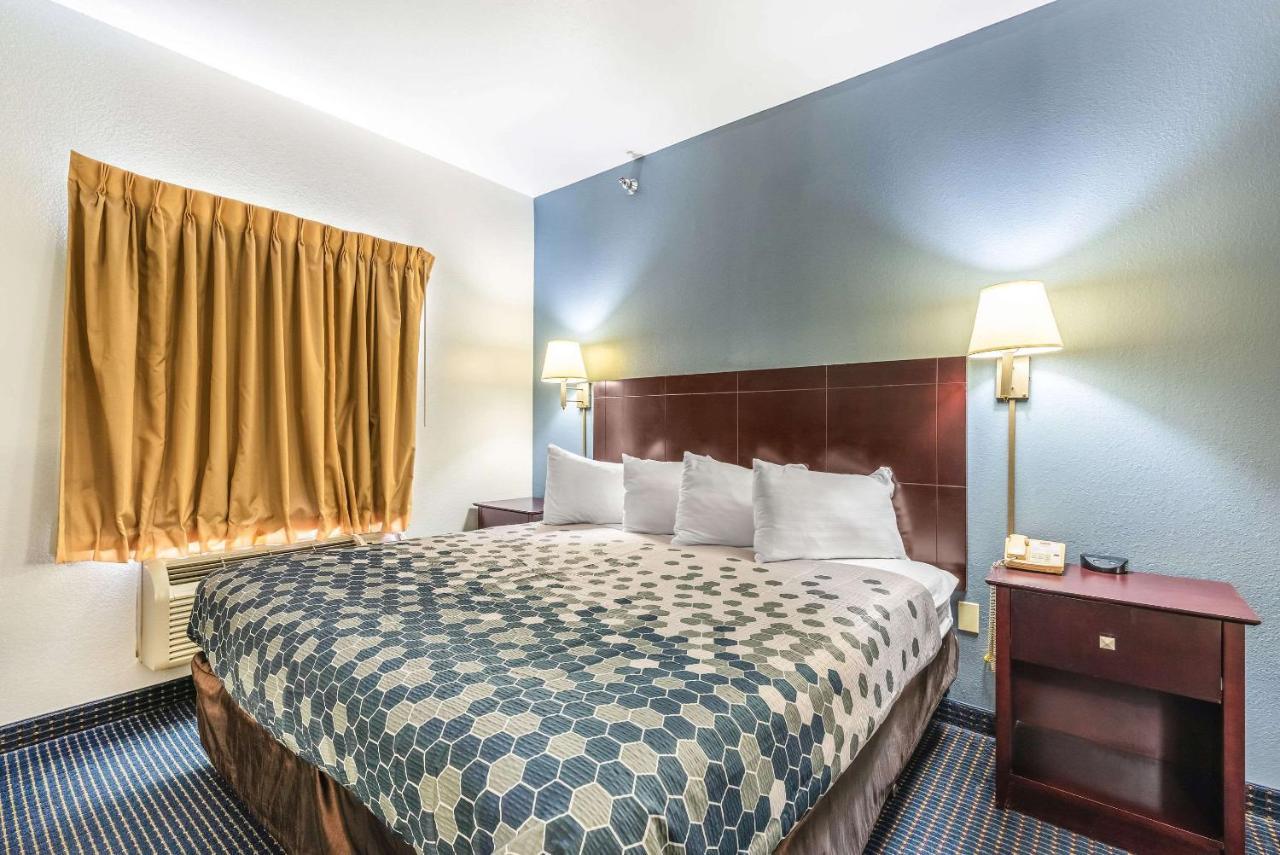 Econo Lodge Inn & Suites Pritchard Road Норт-Литл-Рок Экстерьер фото